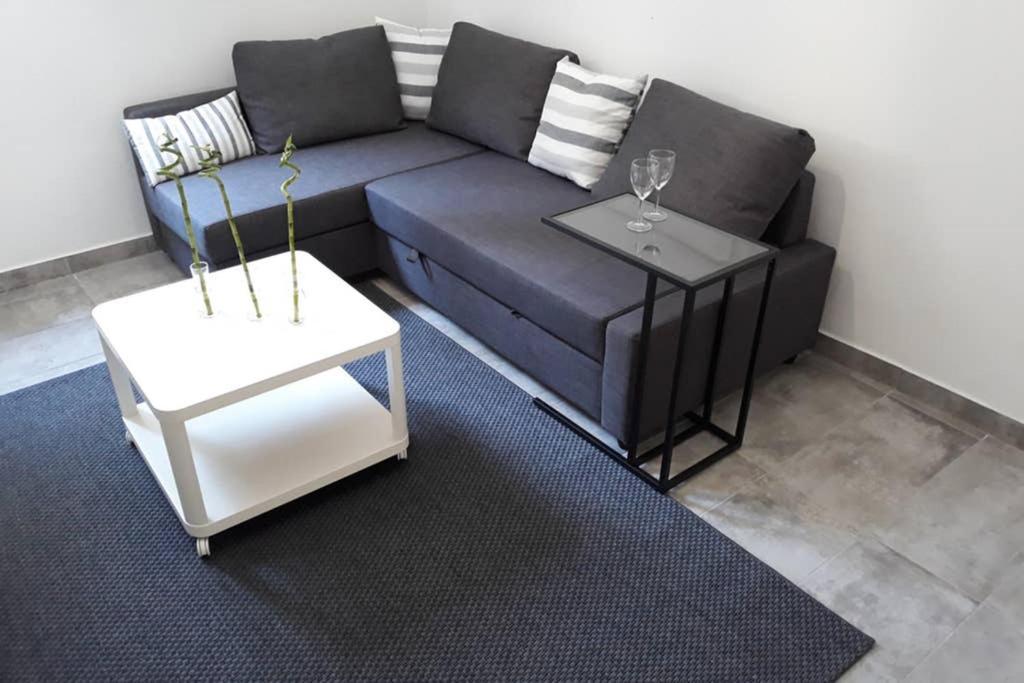 Cozy Apartment For 4 In Kolonaki, Lycabettus Atenas Exterior foto